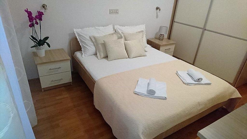 Apartment Vanja Tučepi Eksteriør billede